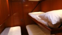 Sailing yacht ALPINA -   Twin Cabin